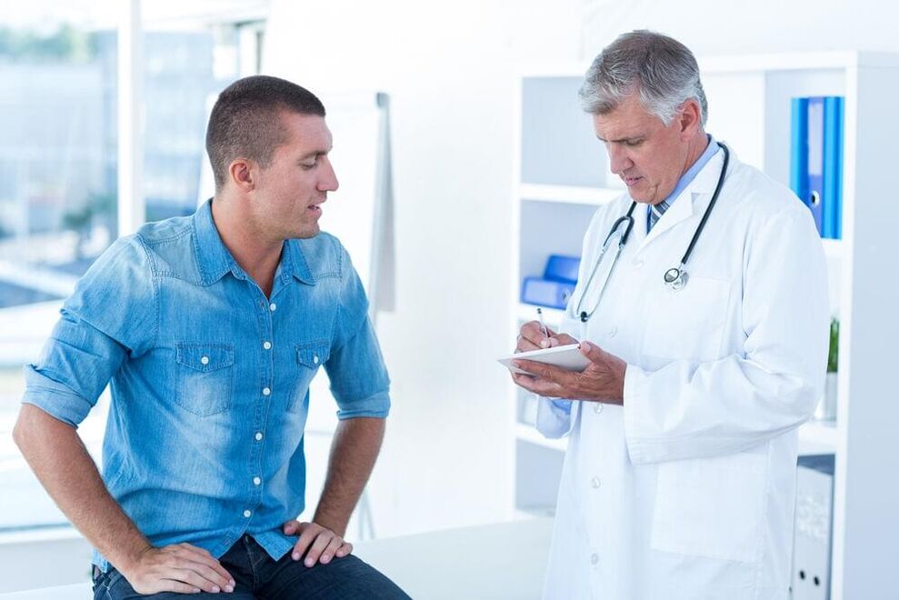 The doctor prescribes the treatment of prostatitis